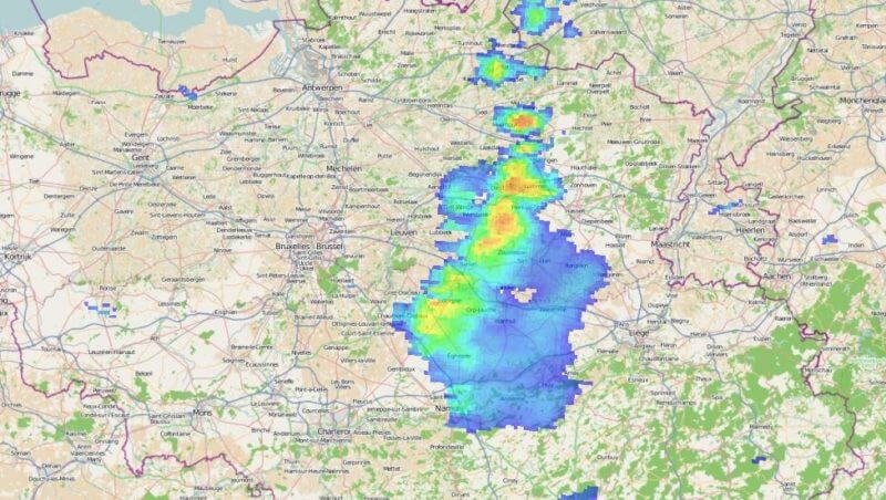 Radar des précipitations à 18h00, le 23 juillet 2016. Source KNMI