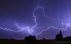 orage-2014-06-09-01h24-01-cieux-orageux-waremme-belgique-geoffrey-maillard