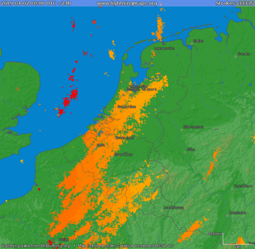 Coups de foudre détectés durant la journée du 2 avril 2019 en Belgique. Source : Lightningmaps