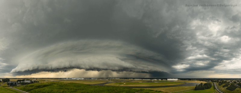 Arcus passant au dessus de l'aéroport de Bruxelles National, le 9 juillet 2024 vers 17h47.