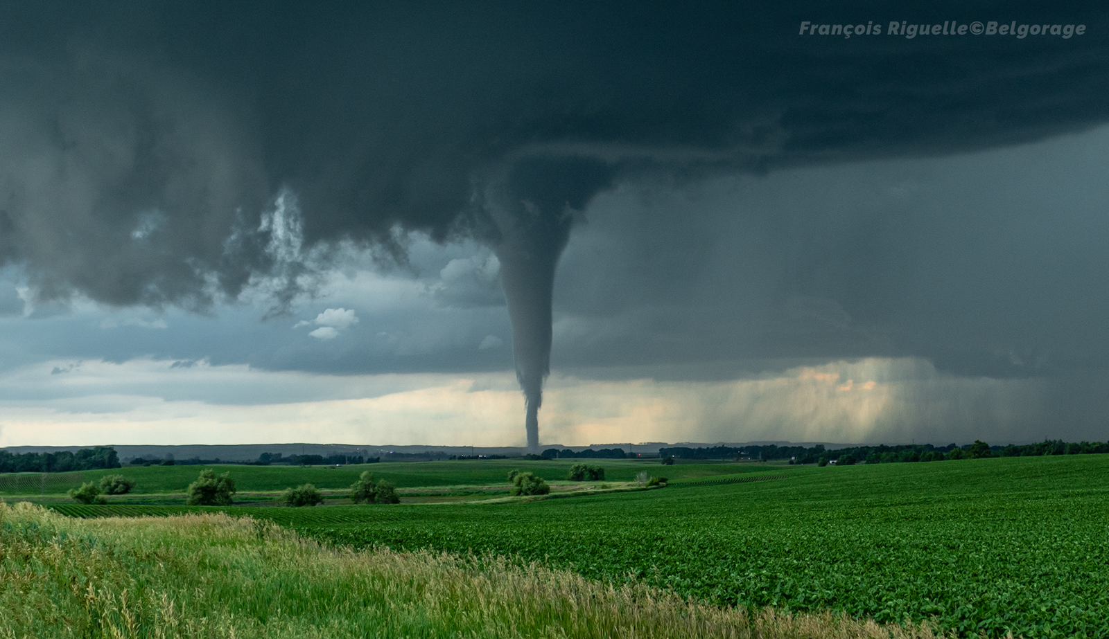 Tornade dans la région de Gary, au Dakota du Sud, le 28 juin 2025.